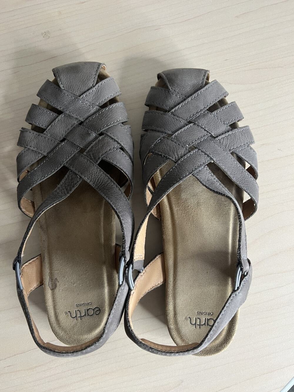 Earth Origins Strappy Sandals Women’s Gray Leather Comfort Slingback Casual 10